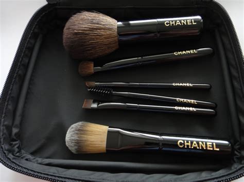 mini chanel brush